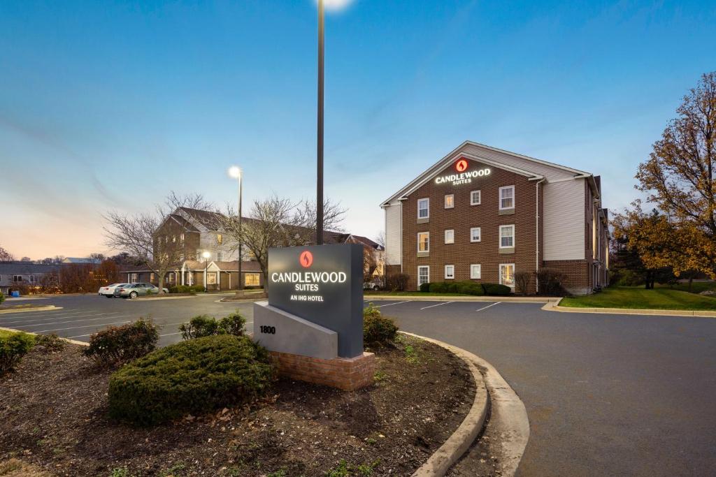 Candlewood Suites St Louis St Charles, an IHG Hotel